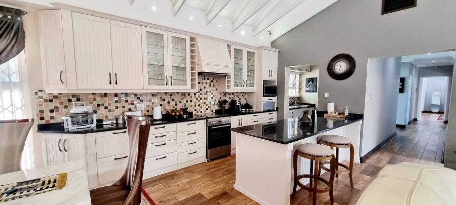 3 Bedroom Property for Sale in Heuwelsig Free State